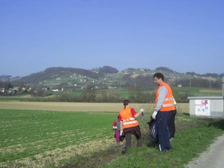 Očiščevalna akcija v Škocjanu 16